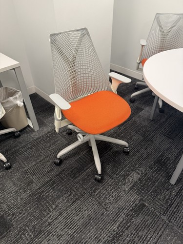 Authentic herman miller sayl - authentic,