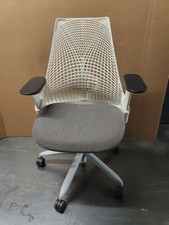 White Sayl Office Desk Chair